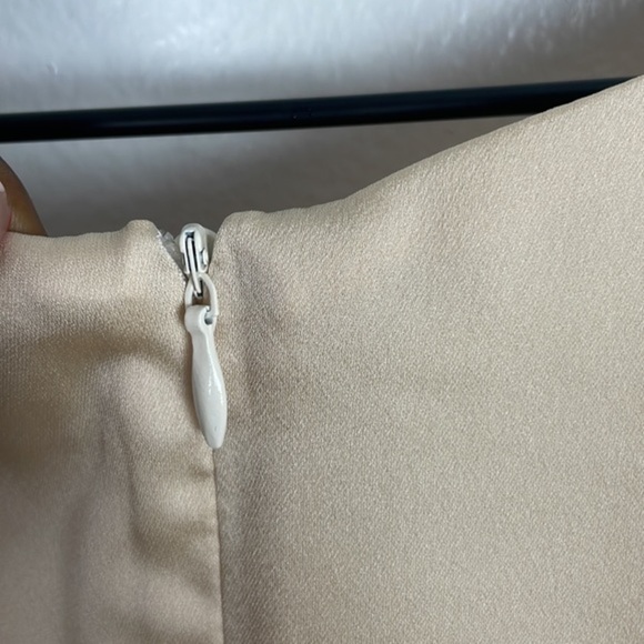 NWT ASTR Satin Balloon Puff Sleeve Top - Picture 10 of 11